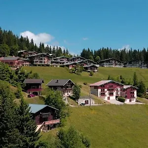 Demi Le Lachat , Notre-Dame-de-Bellecombe France
